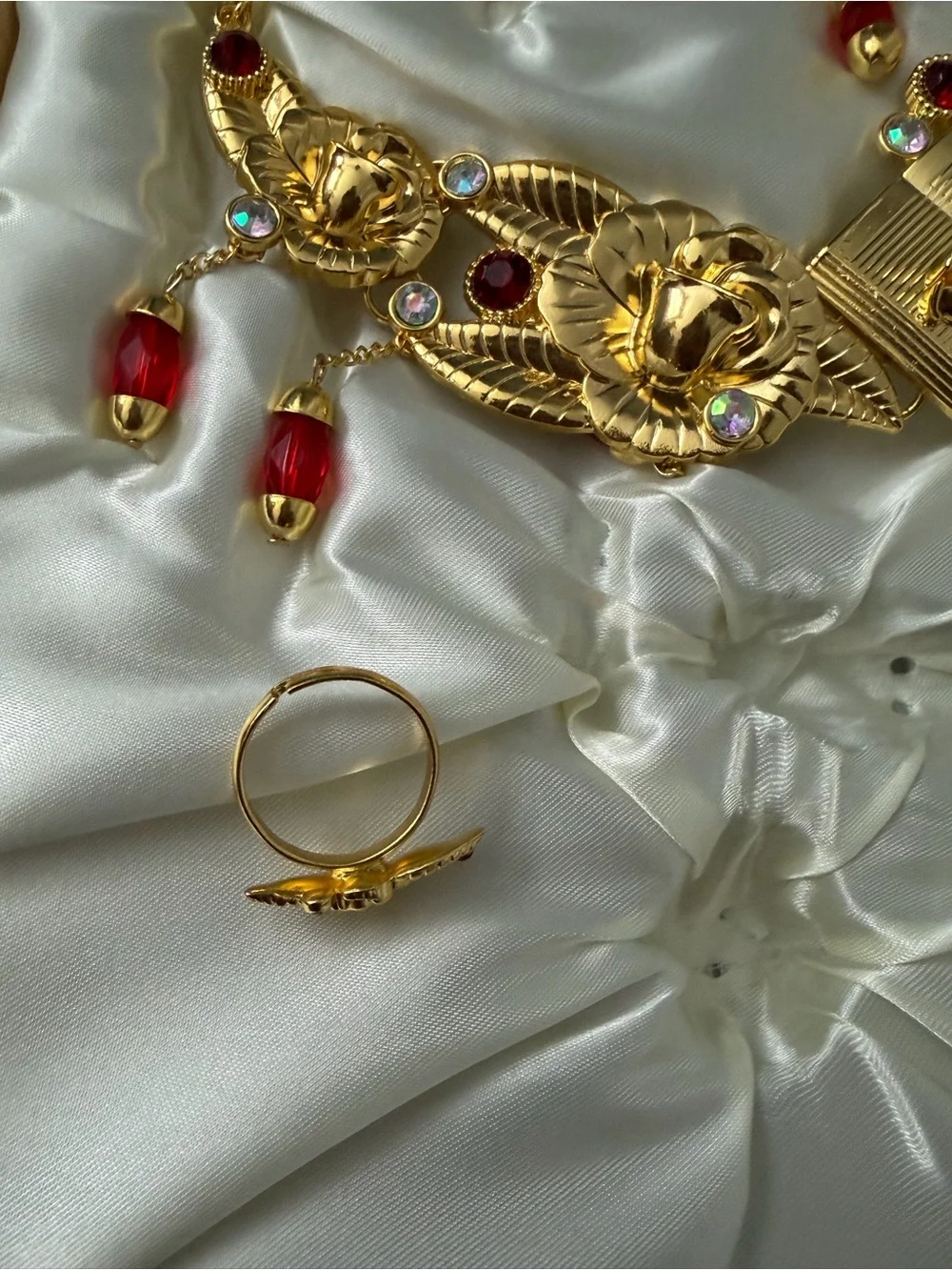 Disney Parks Beauty and the Beast Deluxe Costume Accessory Jewelry Set